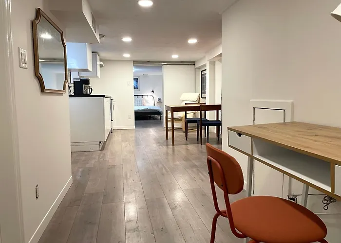 Downtown Private Suite